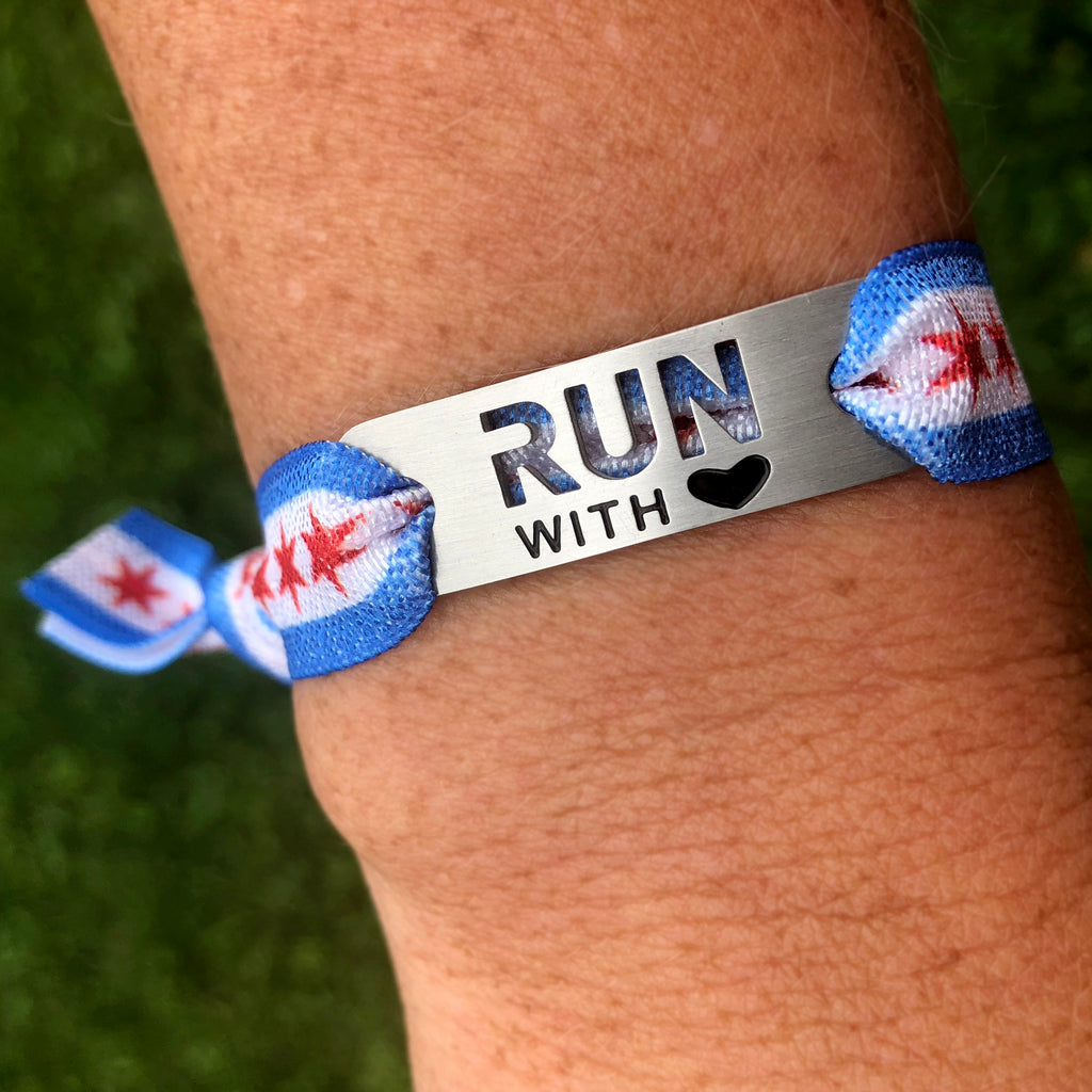 RUN with Heart - CHICAGO Flag Tie Stretchy Running Bracelet