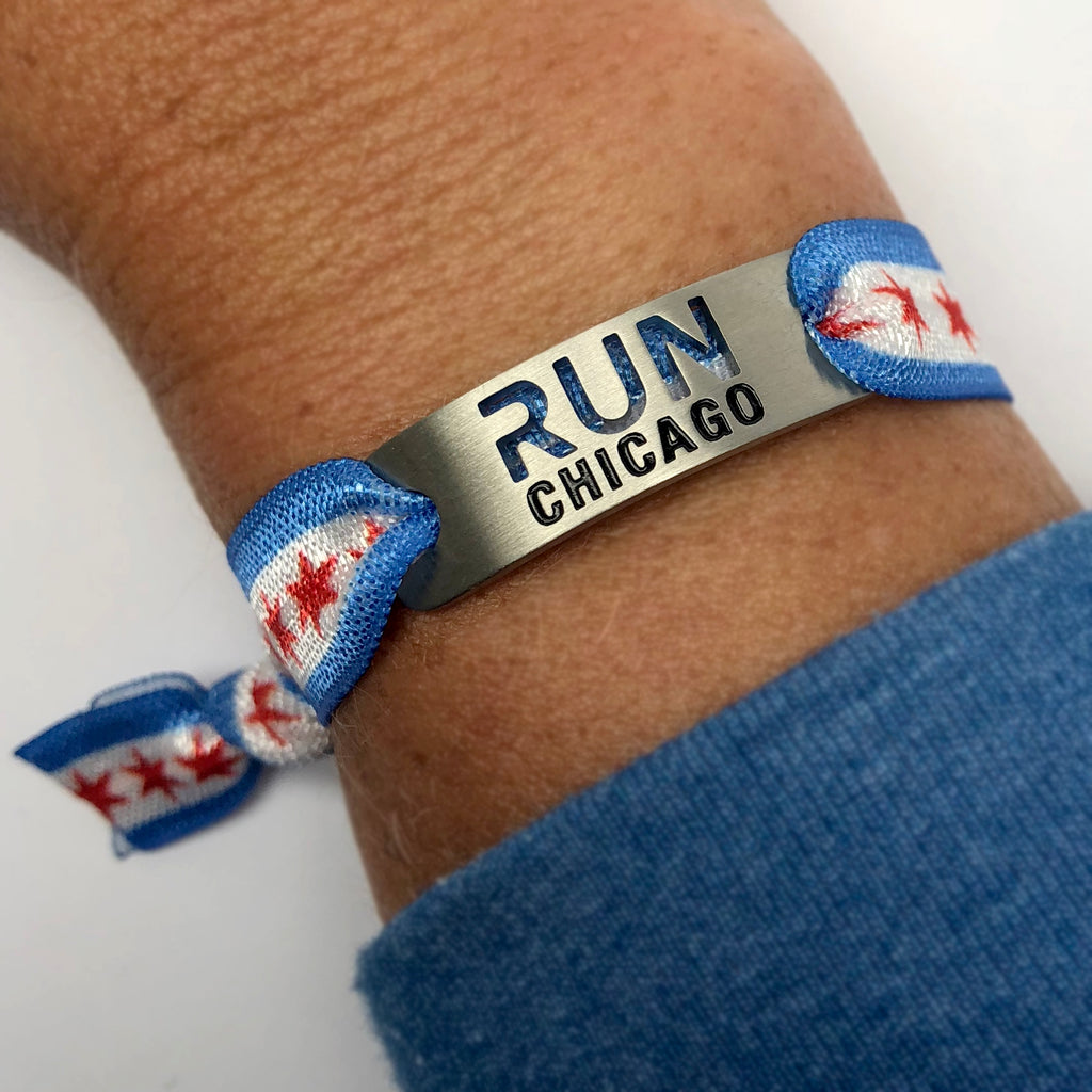 RUN CHICAGO Flag Tie Stretchy Running Bracelet